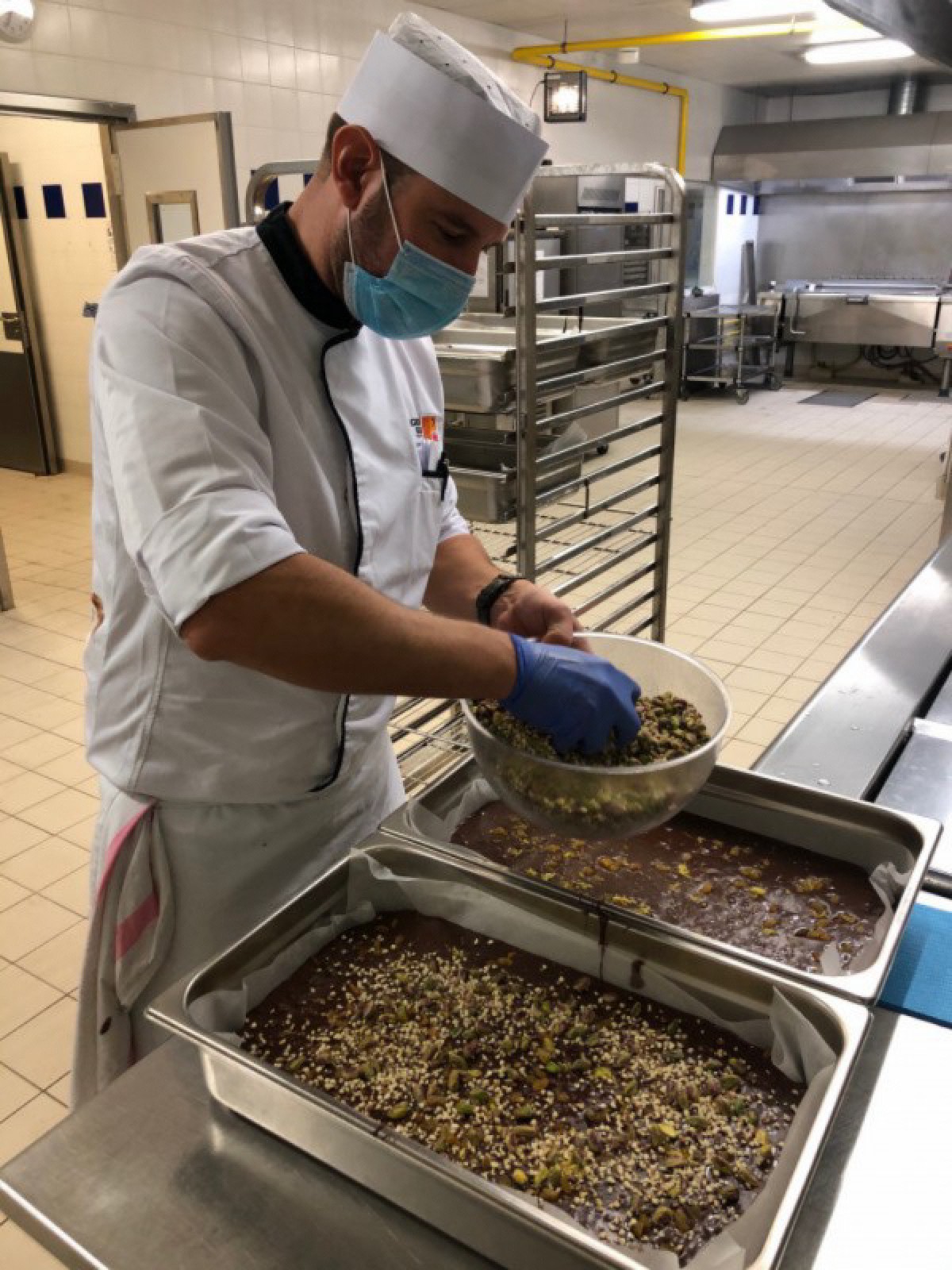 Mise à l’honneur du chef du Lycée Marseilleveyre à Bonneveine dans le 8ème arrondissement de Marseille